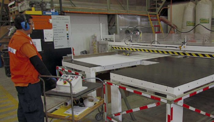 CORTE EN SIERRA HORIZONTAL