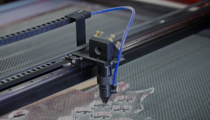 Servicio de corte y grabado laser